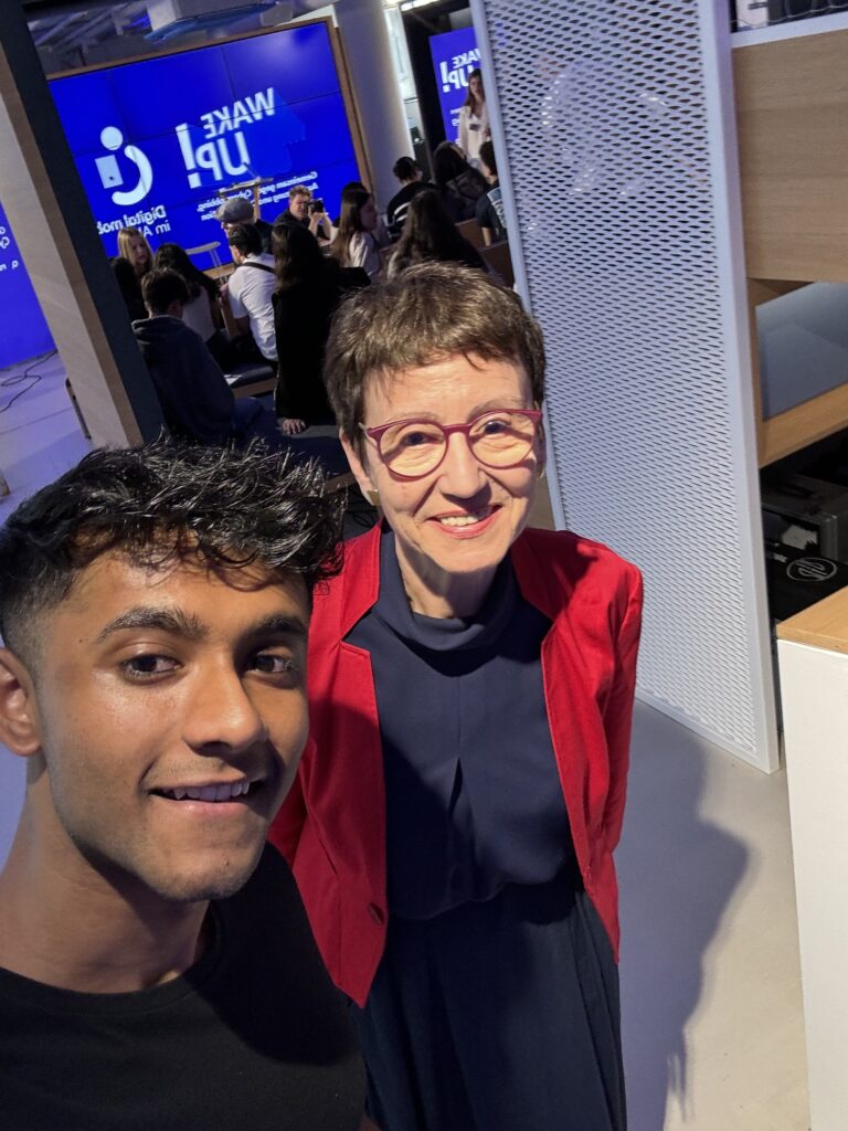 Aktuelle Studie zeigt: Medien befeuern Klischees zwischen Jung und Alt